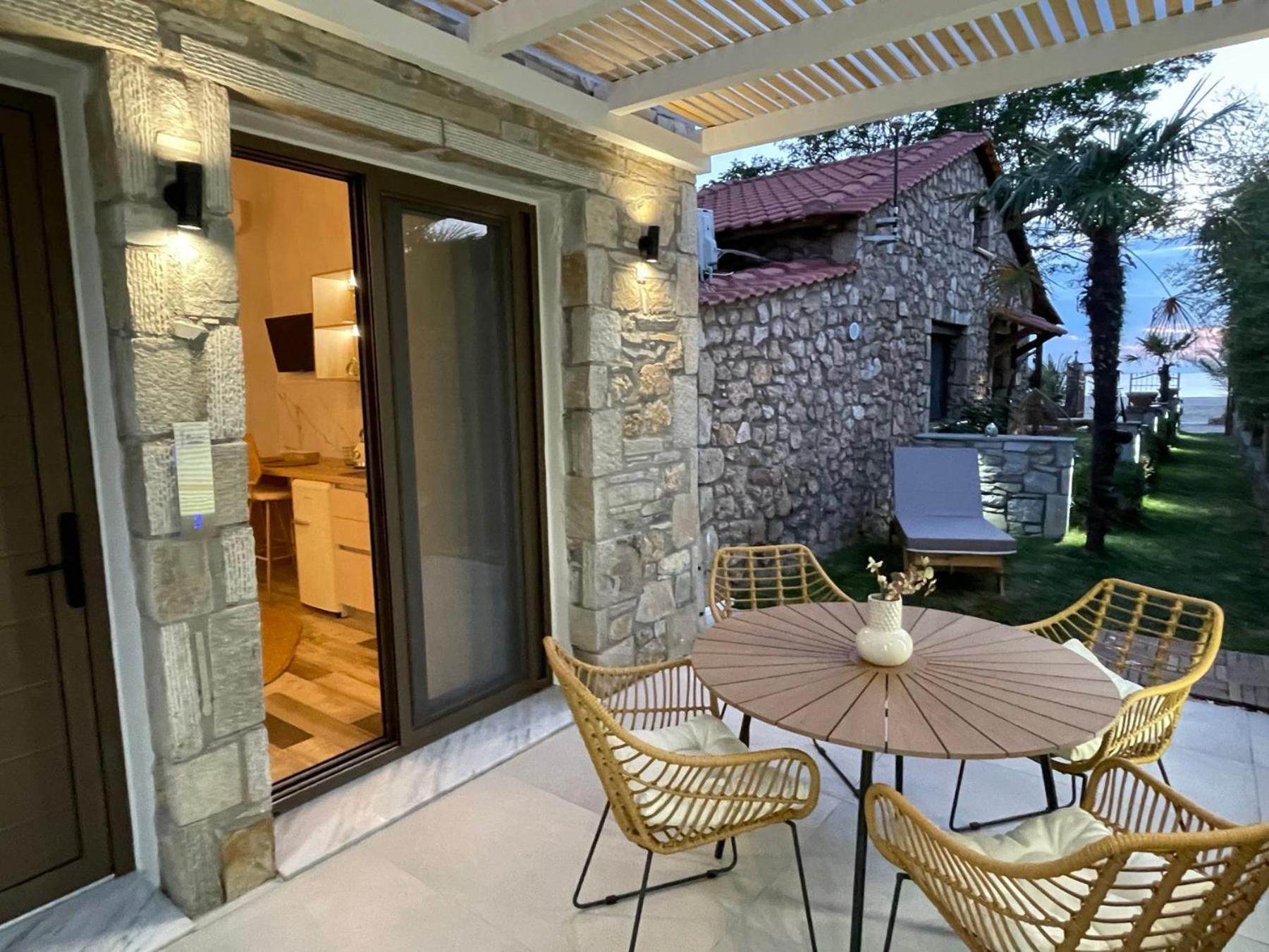 Villa Stone House Maria à Skála Marión Extérieur photo