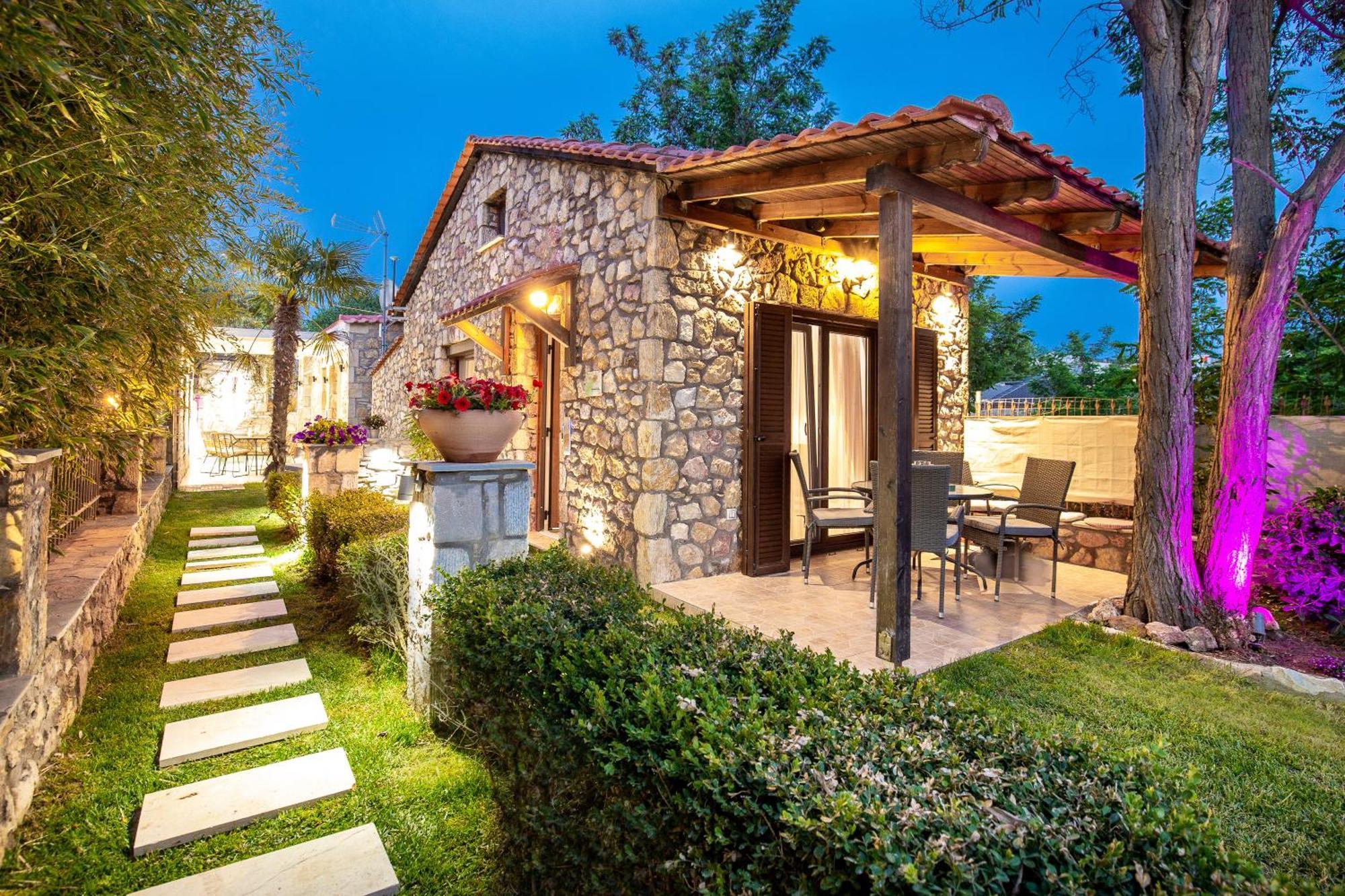 Villa Stone House Maria à Skála Marión Extérieur photo