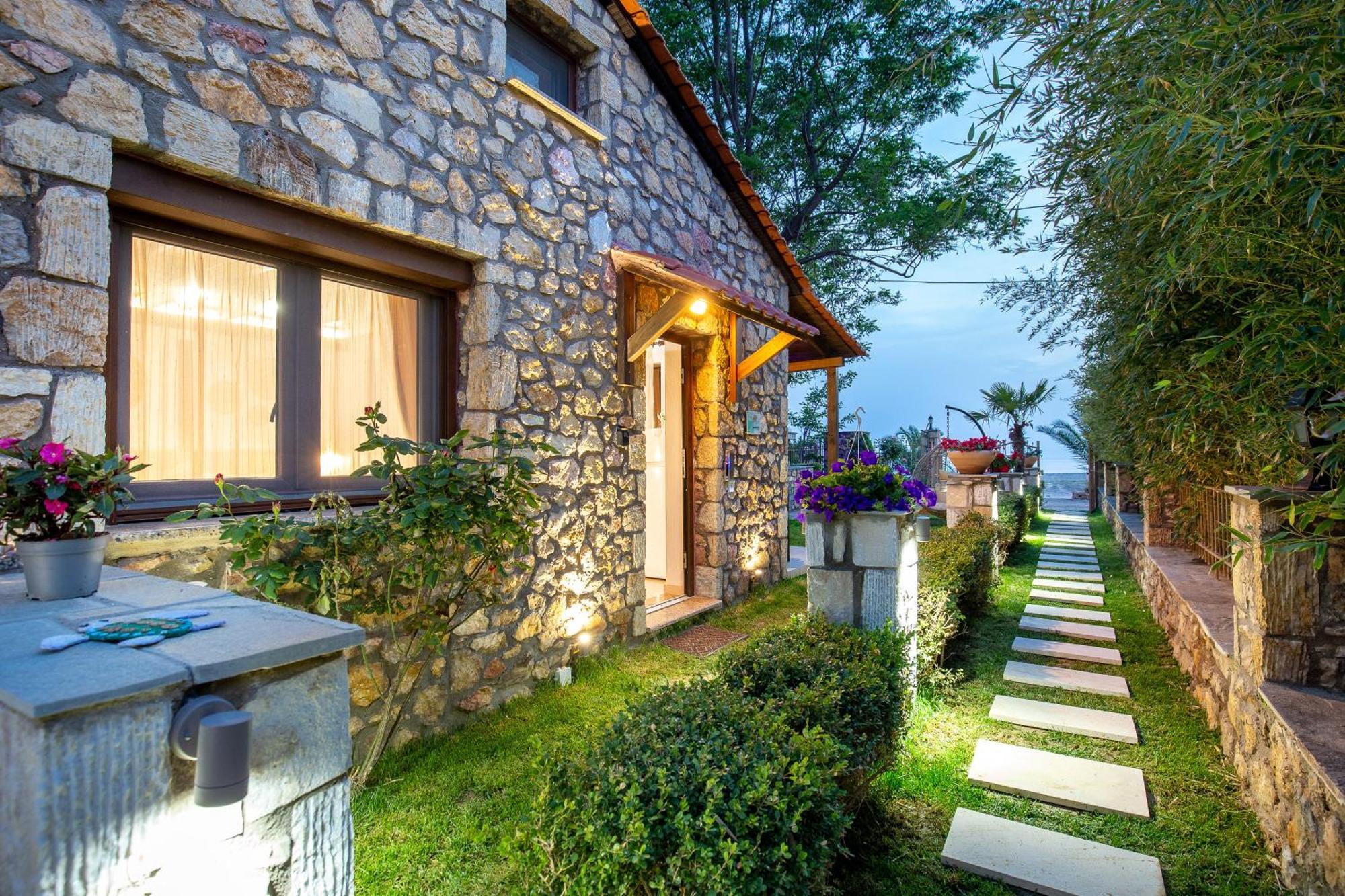 Villa Stone House Maria à Skála Marión Extérieur photo